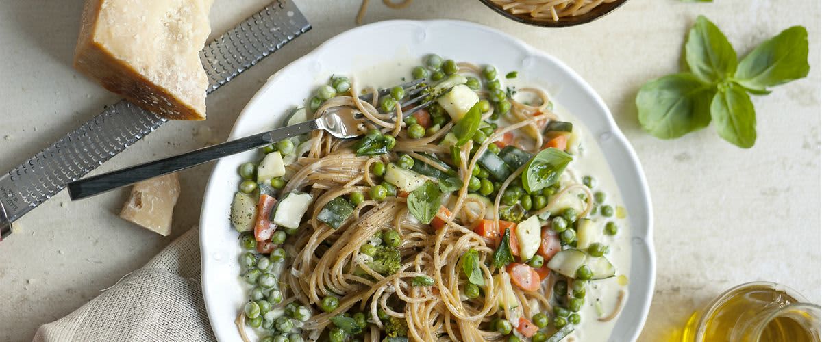 Zöldséges, krémsajtos spagetti