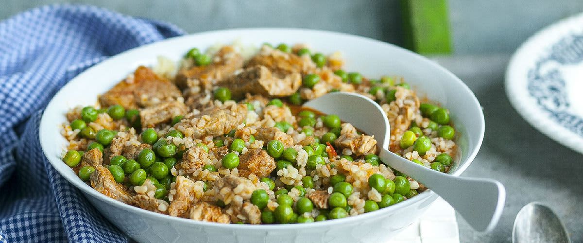 Zöldborsós sertésragu bulgurral