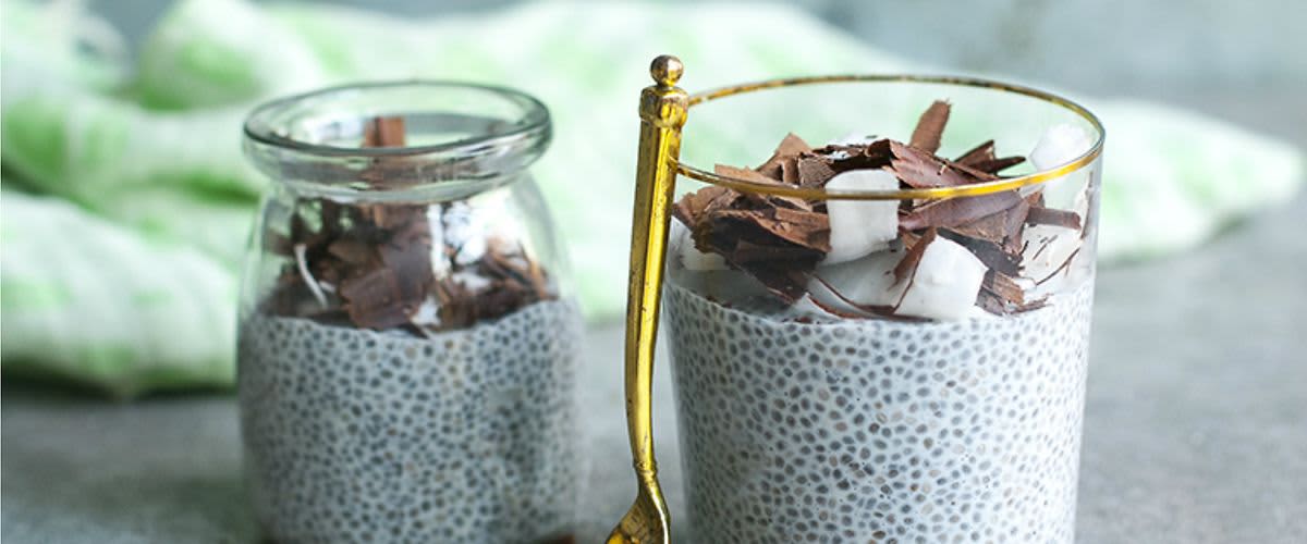 Kókusztejes chiapuding csokoládéforgáccsal