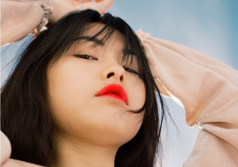 Vörös ajkak sminkelése 