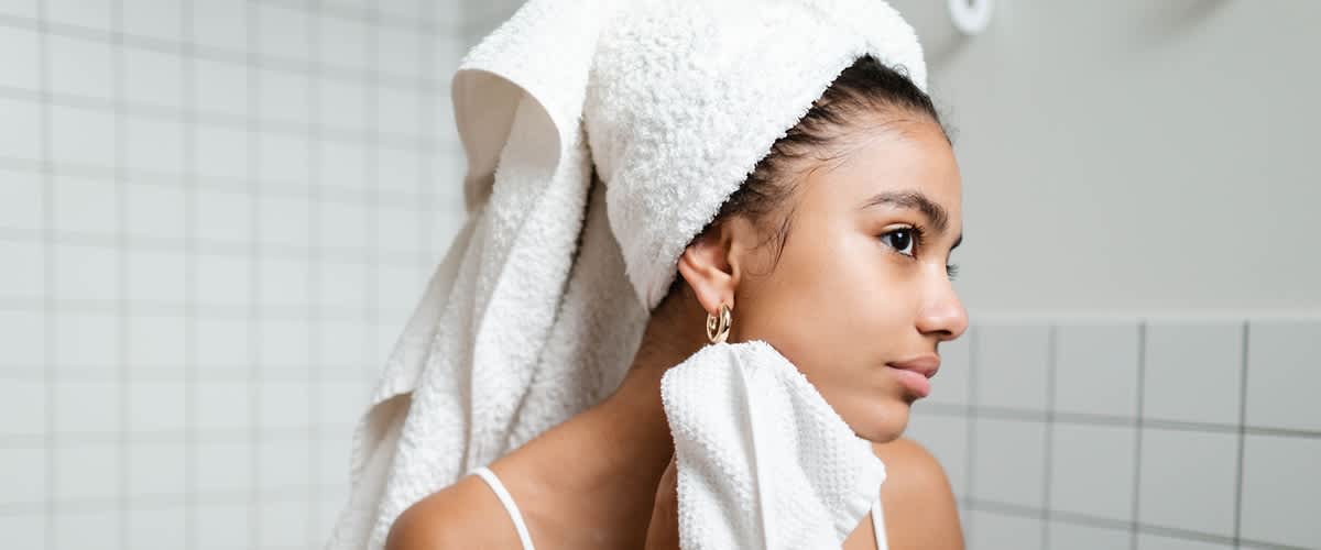 Tippek a pattanás utáni hegek ellen