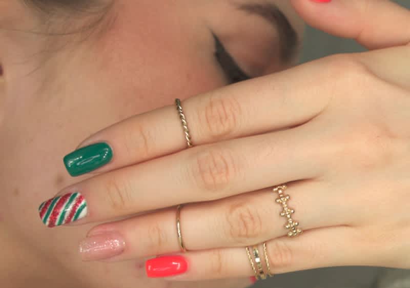 Karácsonyi körömdizájn