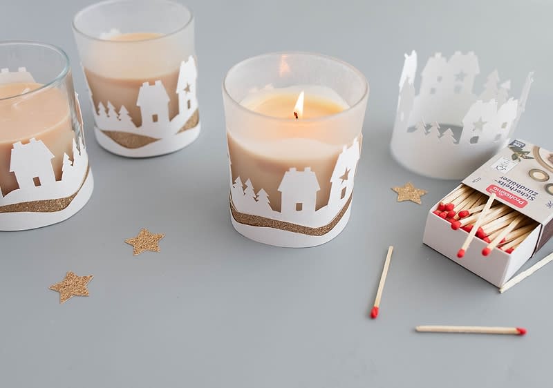 Gyertyák díszítése karácsonyra 