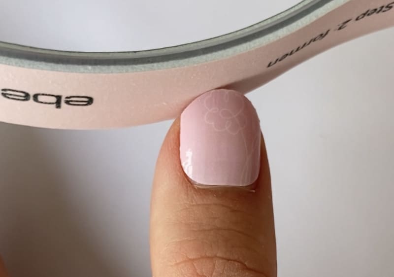 Nagelfolie zum Selbstkleben