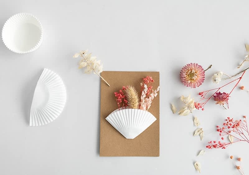 Üdvözlőkártyák készítése szárazvirágból