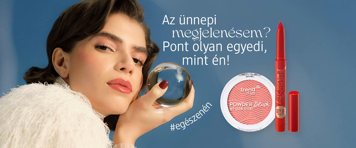 Sminktermékek: pirosító és ajakrúzs ünnepi megjelenéshez