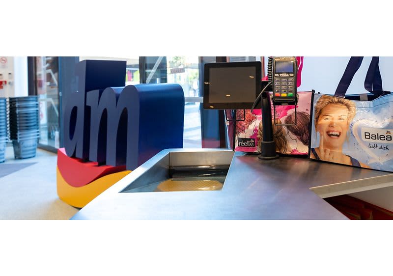 Eltűntek az egyszer használatos műanyag táskák a dm-ből