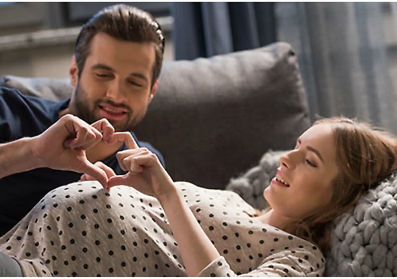 A dm az egész terhesség alatt gondoskodik rólunk