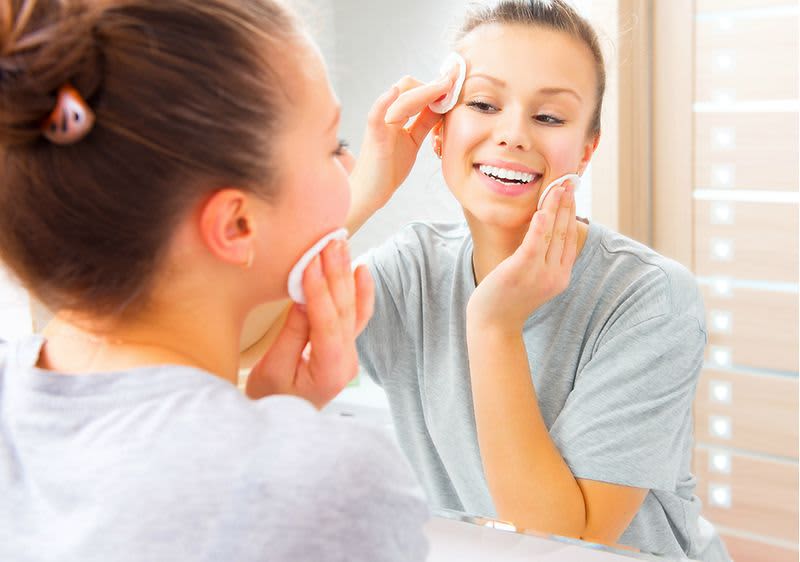 Hogyan kezeljük a pirosodásra hajlamos arcbőrt?