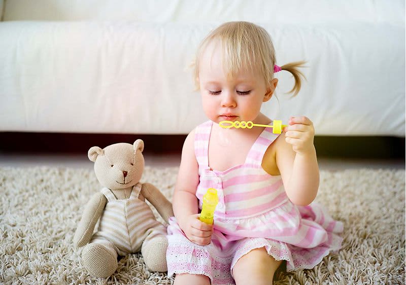 Huszonhárom hónaposan