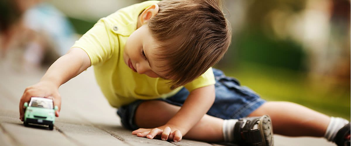 Huszonnyolc hónaposan