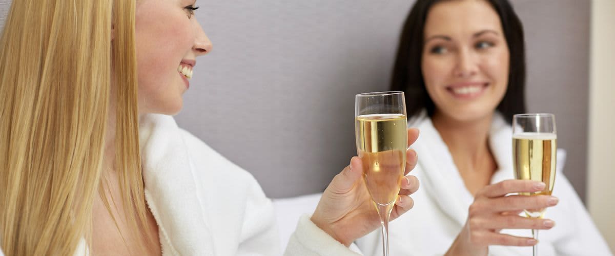 Közeledik a szilveszter és a báli szezon