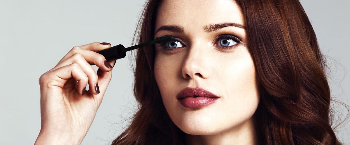 Nappali sminkből estit 