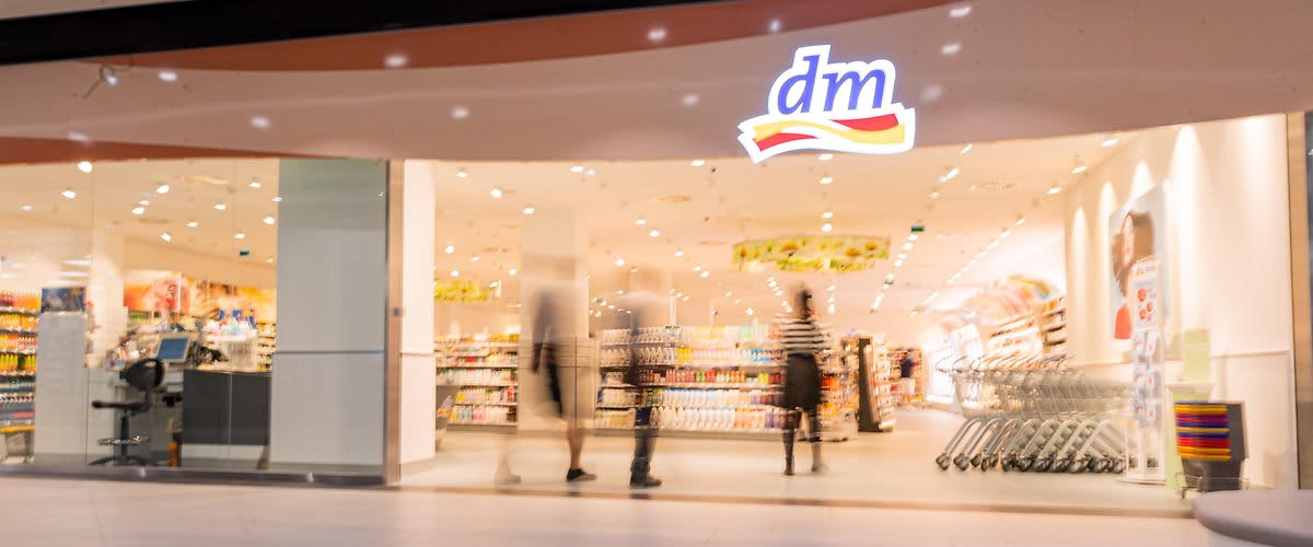 Innovatív fejlesztéseket alkalmaz a dm a fenntartható jövőért