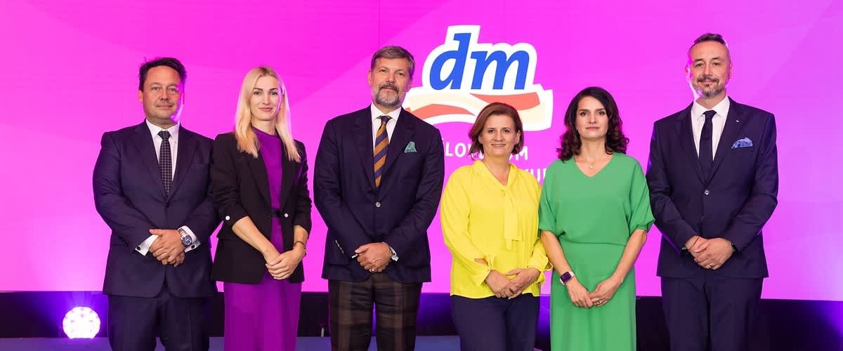 Il management di dm Slovacchia