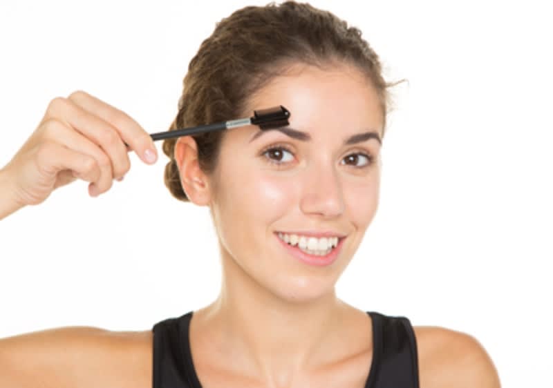 Augenbrauen formen Schritt 4