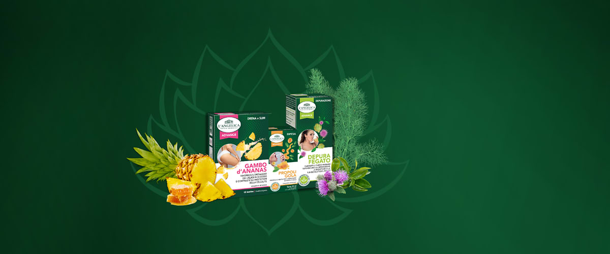 Integratori alimentari per drenare e depurare con ananas e erbe su sfondo verde