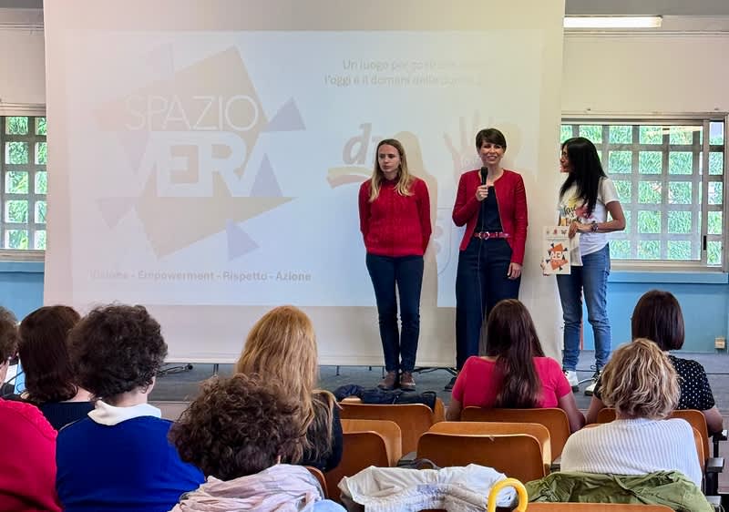 Spazi Vera dm Italia