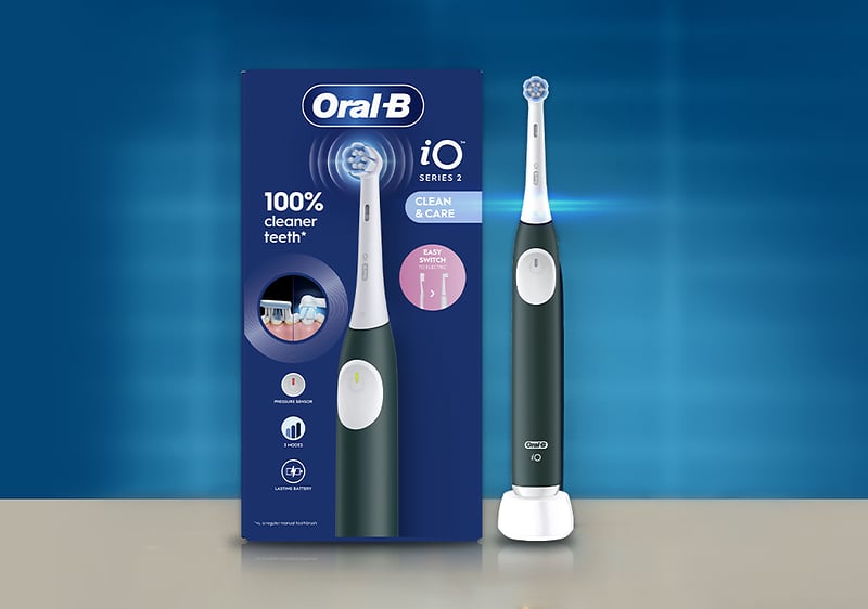Spazzolino elettrico OralB iO2