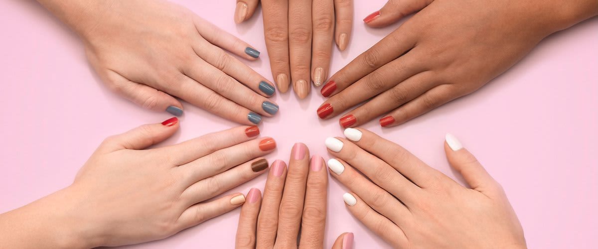 Szybkie suszenie lakieru do paznokci – porady i produkty