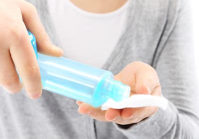 Poranna rutyna pielęgnacja twarzy po 40