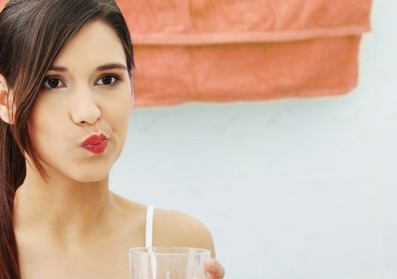 Płukanie ust olejem