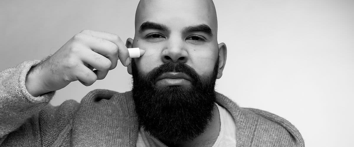 Artykuł dotyczący makijażu męskiego