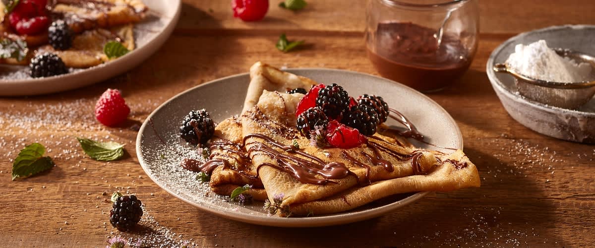 Veganer Buchweizenpfannkuchen mit Haselnusscreme 