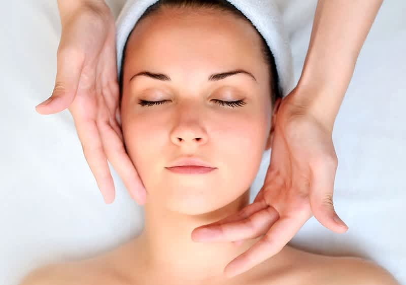 Masaż twarzy