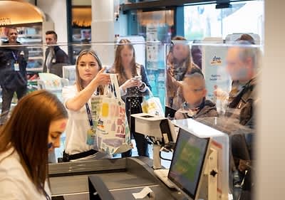 Drogeria dm z Akcją Kasjerską dla powodzian
