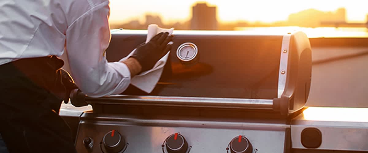 Perfekcyjne czyszczenie grilla