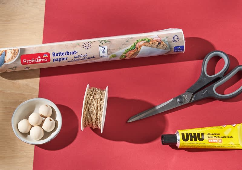 Anioł zawieszka z papieru śniadaniowego