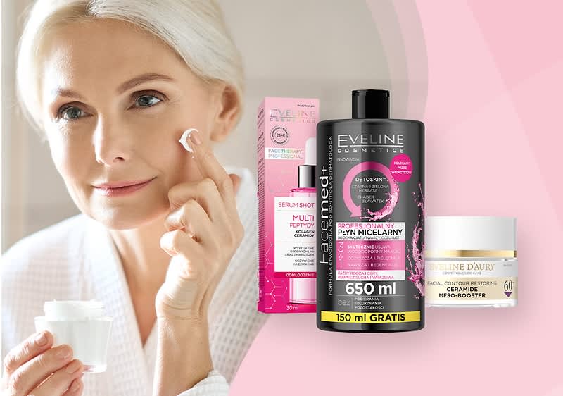 Serum Shot multipeptydy 30 ml, profesjonalny płyn micelarny Facemed 650 ml oraz krem 60+ na dzień i na noc d’Aury Ceramide Meso-Booster 50 ml ustawione na jasnoróżowym tle, kobieta nakładająca krem na twarz