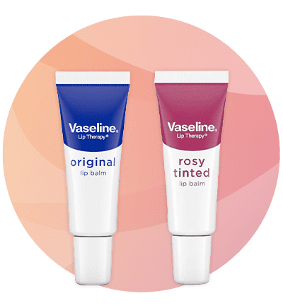 Balsam de buze Vaseline original și rosy tinted pe fundal roz circular