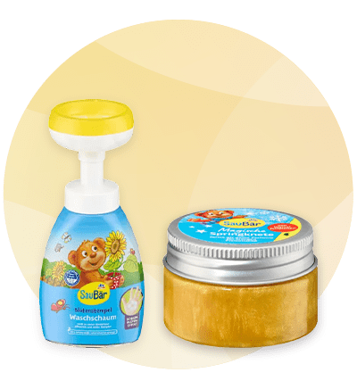 Produse de îngrijire pentru copii, inclusiv spumă de spălat și cremă.
