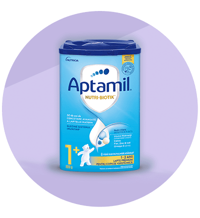 Cutie de lapte praf Aptamil Nutri-Biotik pentru copii de peste 1 an.