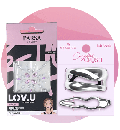 Set de accesorii pentru păr: bijuterii și agrafe argintii.