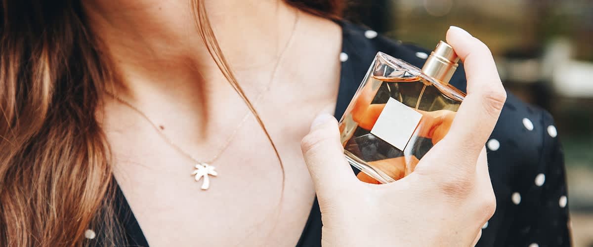 Aplicarea corectă a parfumul