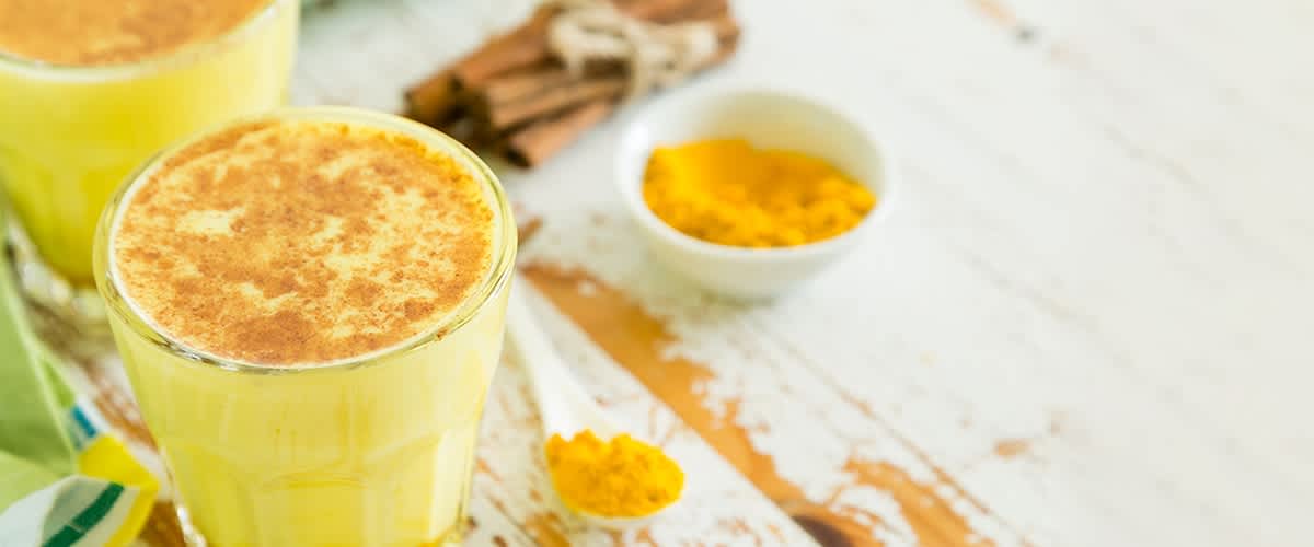 Goldene Milch