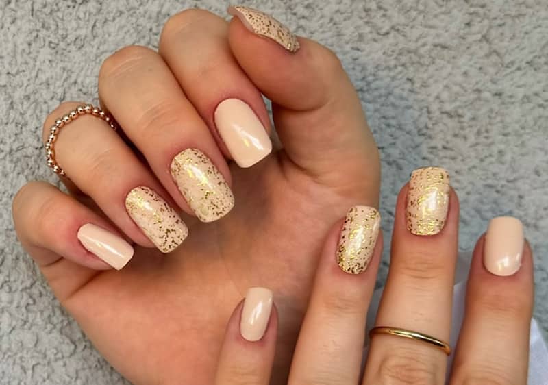 Nagelfolie selber auftragen