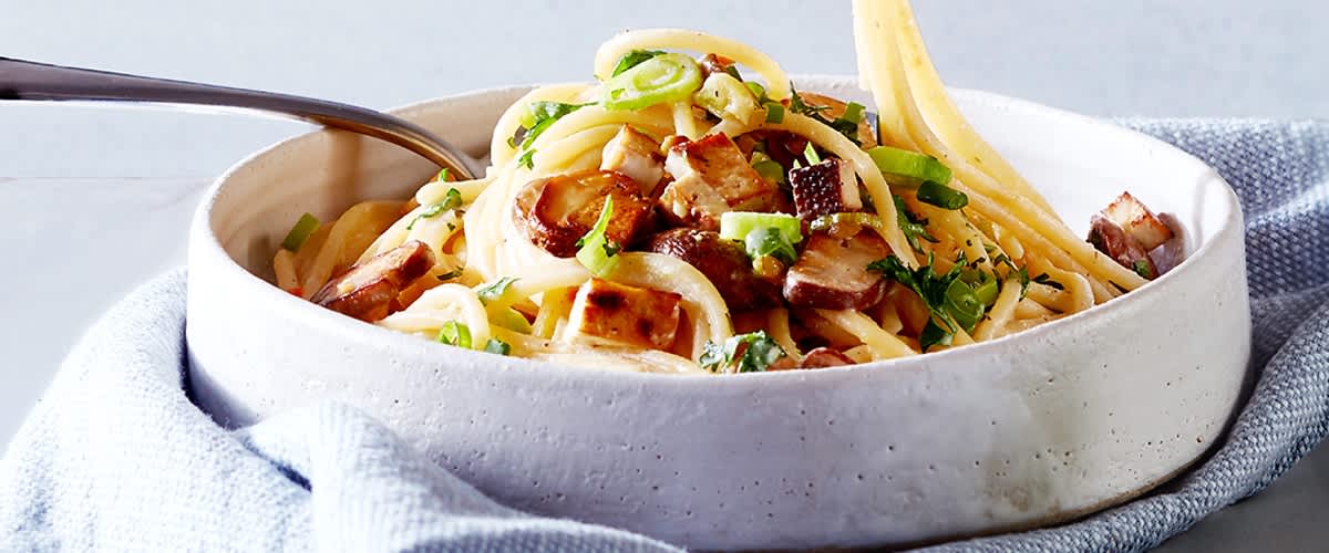 Vegane Pasta mit Cashew-Creme und Pilzen