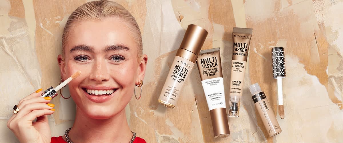 Produse cosmetice Maybelline pe fundal bej
