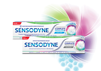 Pastă de dinți Sensodyne Complete Protection Cool Mint și Whitening pe fundal colorat