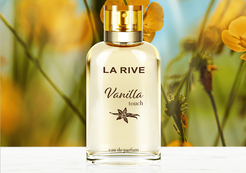 Parfum Vanilla Touch La Rive cu flori galbene în fundal