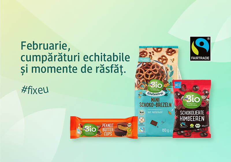 Imagine cu produse bio Fairtrade, inclusiv mini covrigei cu ciocolată și zmeură acoperită cu ciocolată