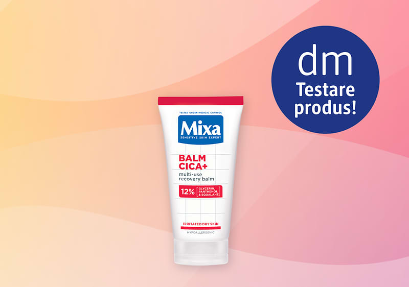 Balsam Mixa Cica+ într-un tub pe fundal degradé cu bulină albastră dm Testare produs