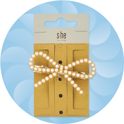 Sponka do vlasov v tvare mašle s perličkami na kartónovom obale značky She Collection