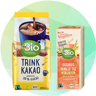 Balenie kakaa a balenie vanilkového rooibos čaju s logom fairtrade