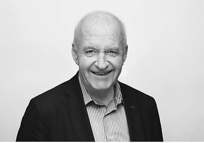 Profesor Götz W. Werner