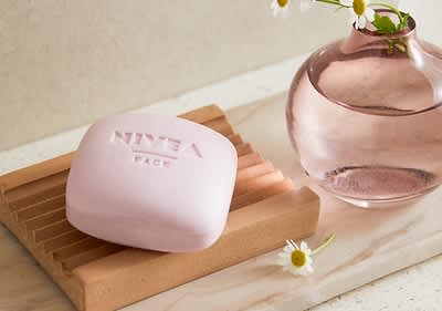 NIVEA tuhé mydlá Magic Bar 